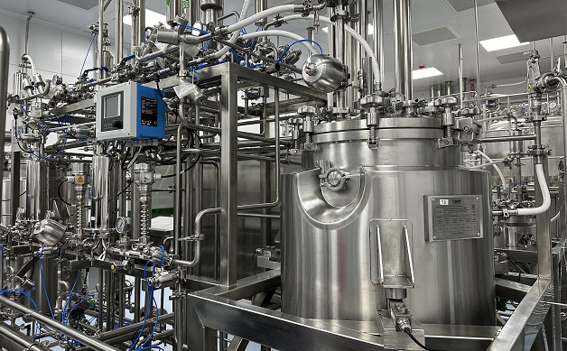 Руководство Мосгосстройнадзора и Главгосстройнадзора Московской области посетило площадку «Алабушево» ОЭЗ «Технополис Москва», где завершается строительство завода «Генериум-Некст», в рамках которого ГК «СМАРТ ИНЖИНИРС» выполняет функции техзаказчика